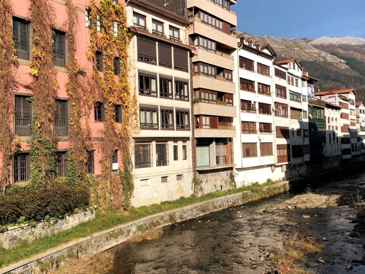 Appartamento Azkoitia In The Heart Of The Basque Country Esterno foto